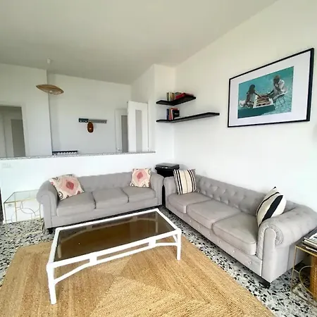 Lakeview With Garden And Bbq