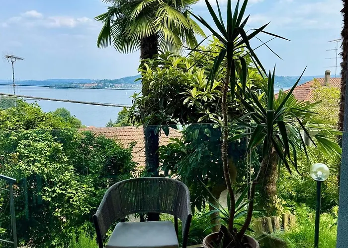 Lakeview With Private Swimming Pool Βίλα *