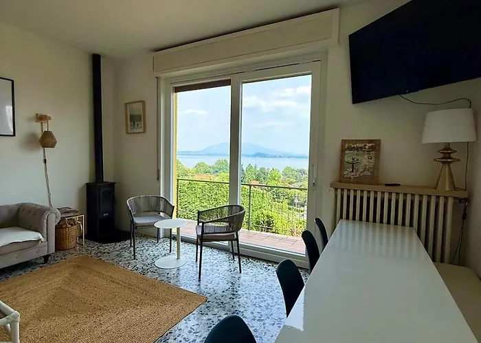 Lakeview With Private Swimming Pool * Meina