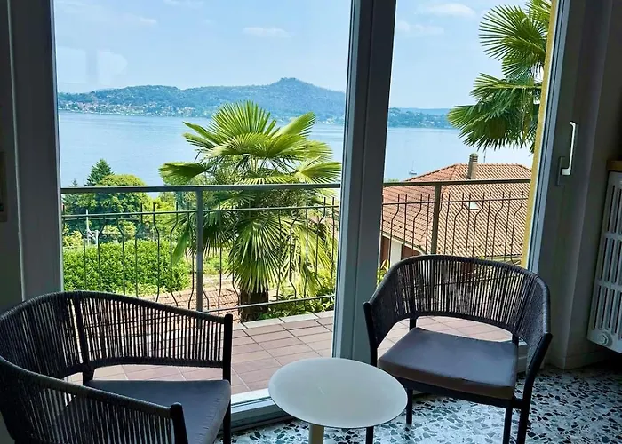 Lakeview With Private Swimming Pool Βίλα