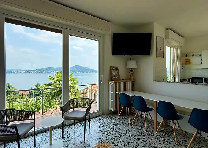 Lakeview With Private Swimming Pool * Meina